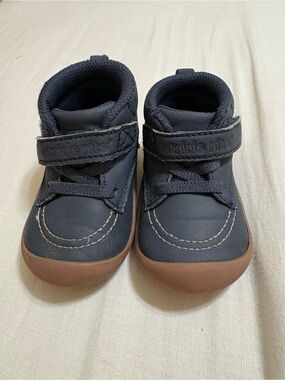 Stride Rite Navy and Brown Toddler velcro boots